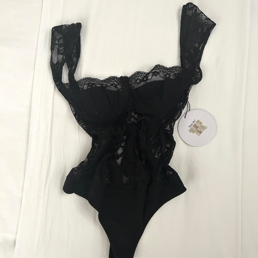 PRINCESS POLLY CADROT LACE BODYSUIT